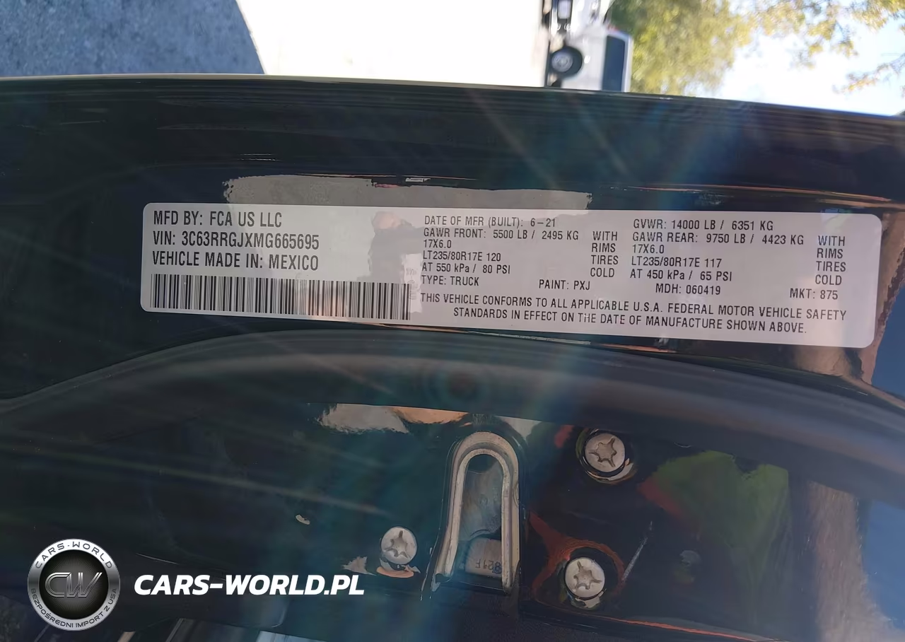 2021 Ram 3500 Tradesman 4X4 8' Box VIN:3C63RRGJXMG665695 - 9