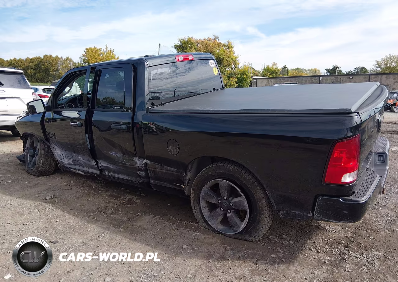 2018 Ram 1500 VIN:1C6RR7FG2JS342993 - 3