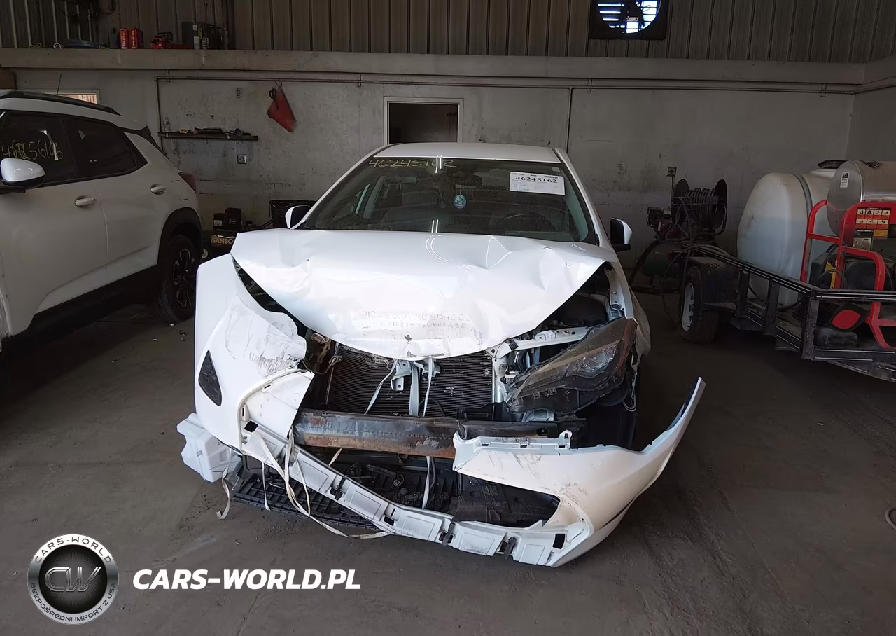 2017 Toyota Corolla Le VIN:2T1BURHE3HC775556 - 13