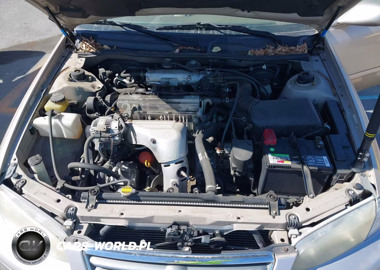 2001 Toyota Camry Le VIN:JT2BG22K110564975 - 10