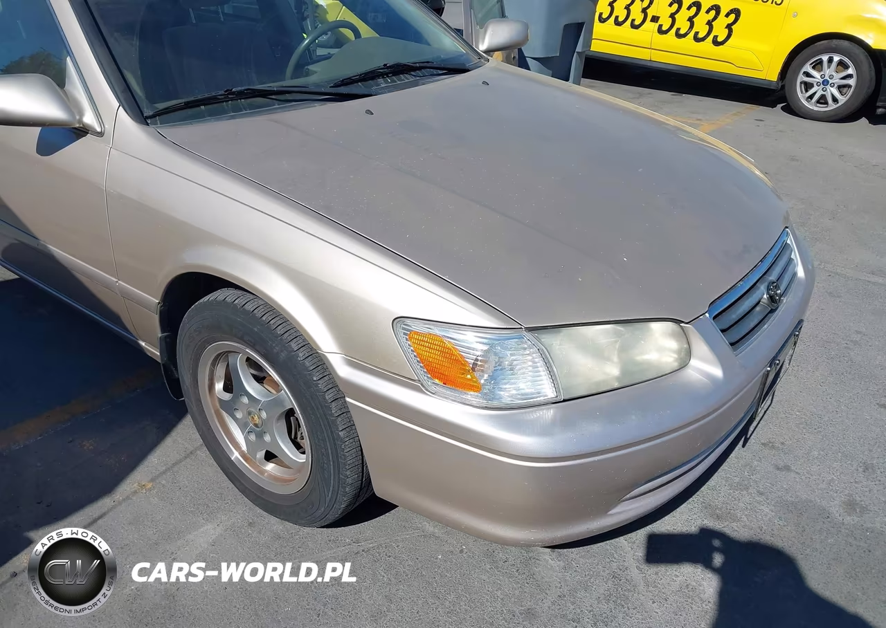 2001 Toyota Camry Le VIN:JT2BG22K110564975 - 6