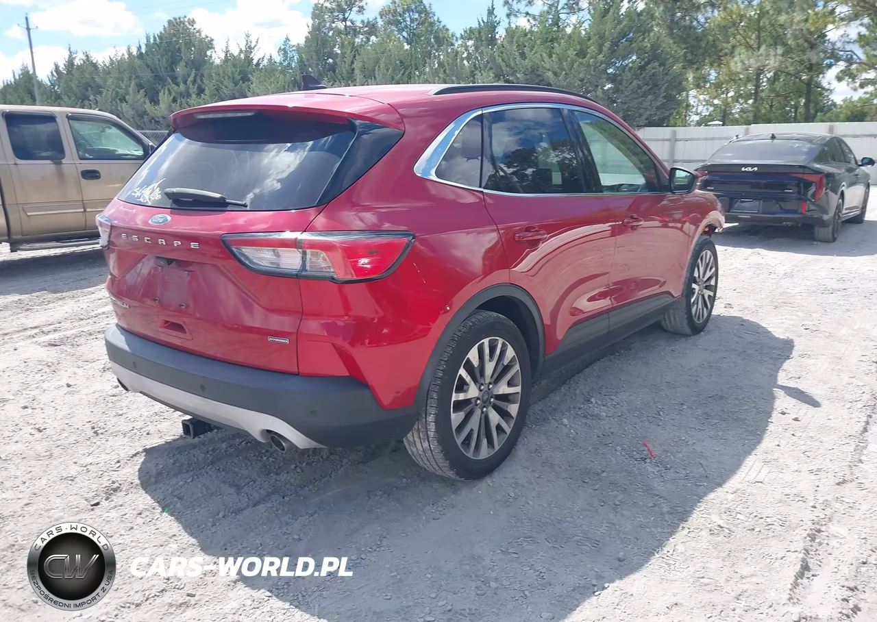 2020 Ford Escape Titanium Hybrid VIN:1FMCU0DZ4LUB50096 - 4