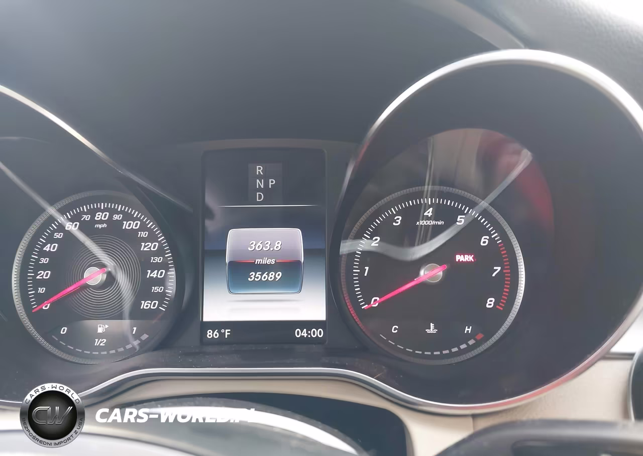 2018 Mercedes-Benz C 300 4Matic VIN:55SWF4KB4JU281042 - 7