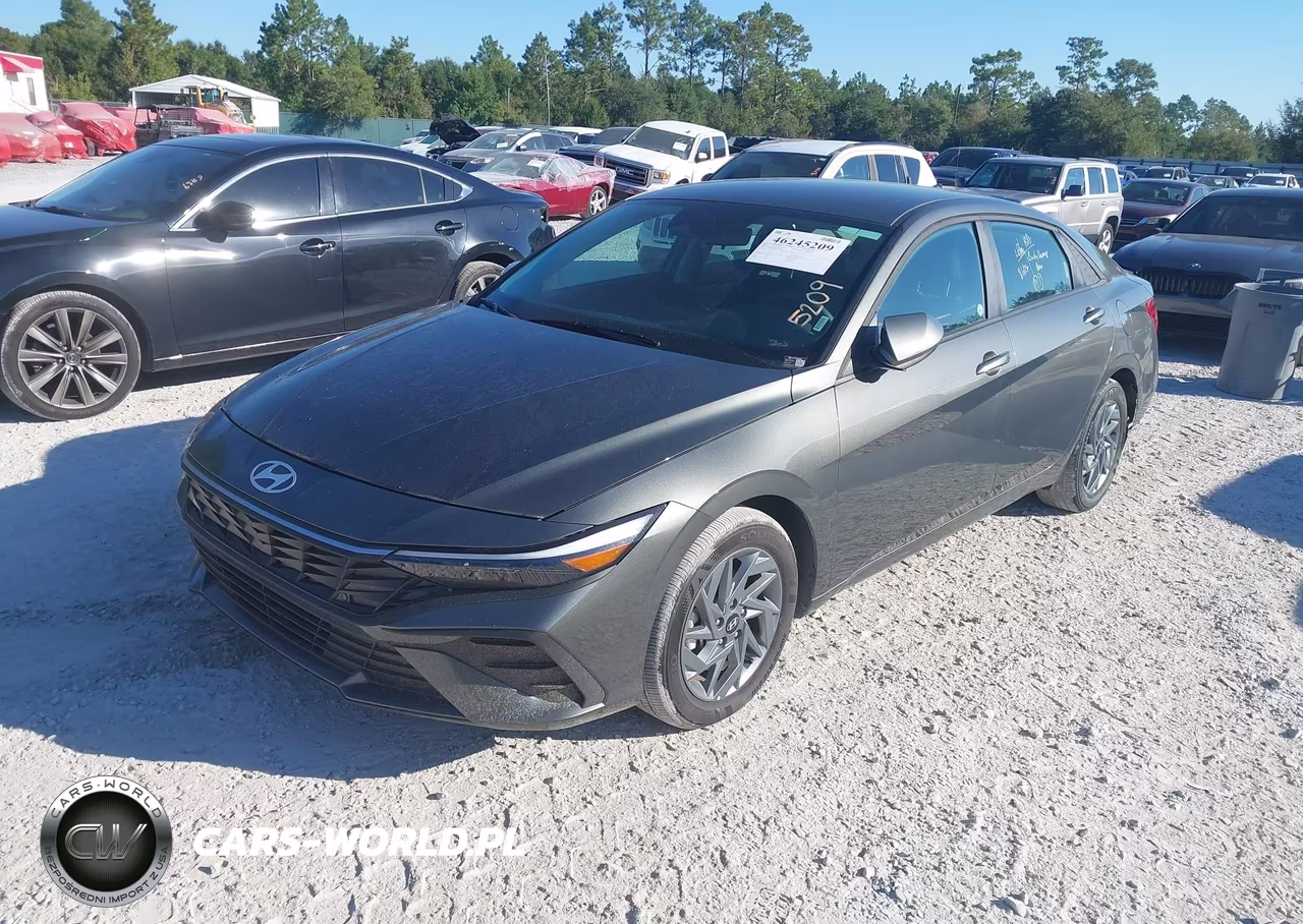 2026 Hyundai Elantra Hybrid Blue VIN:KMHLM4DJ0TU198633 - 2