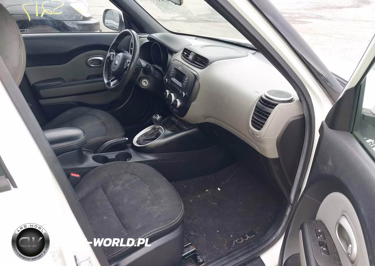 2015 Kia Soul + VIN:KNDJP3A54F7163780 - 5