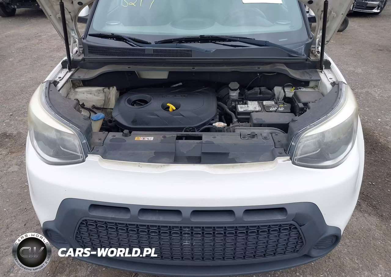 2015 Kia Soul + VIN:KNDJP3A54F7163780 - 6