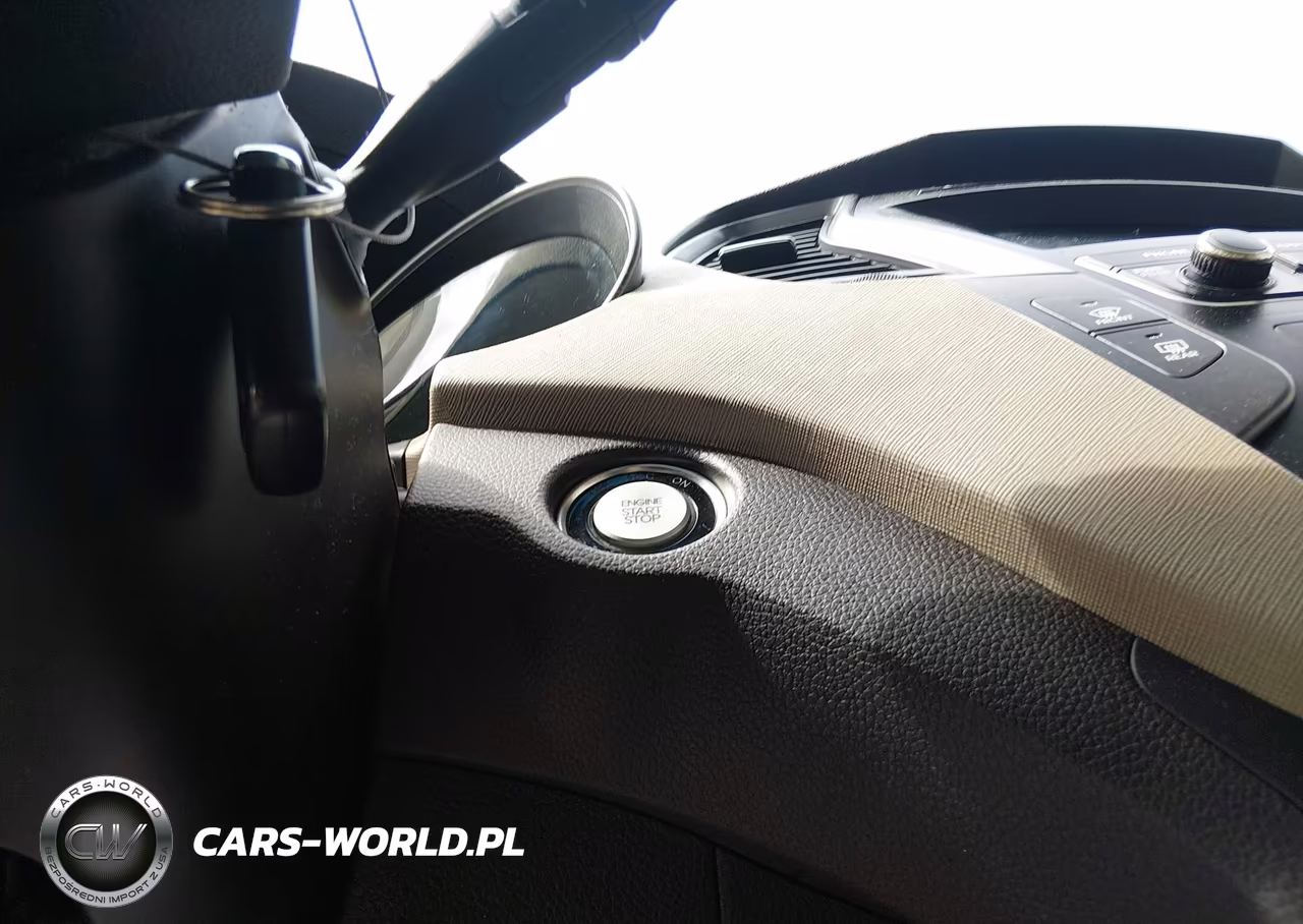 2018 Hyundai Santa Fe Sport 2.4L VIN:5NMZU3LB8JH107633 - 11