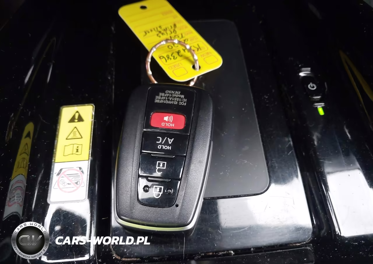 2020 Toyota Prius Prime Xle VIN:JTDKARFPXL3155382 - 11