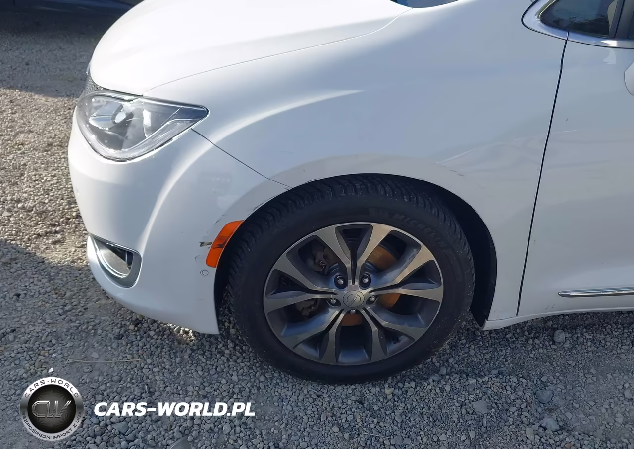 2017 Chrysler Pacifica Limited VIN:2C4RC1GG1HR507370 - 17