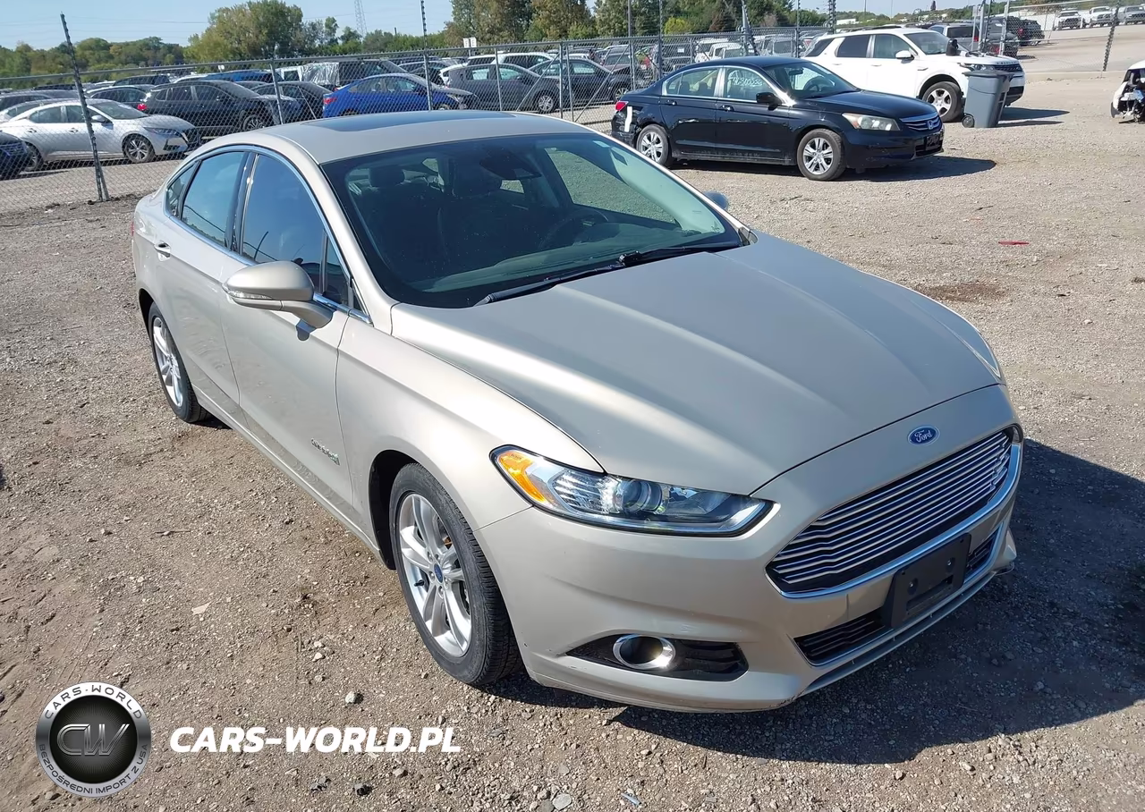 2016 Ford Fusion Hybrid Titanium VIN:3FA6P0RUXGR127205 - 1