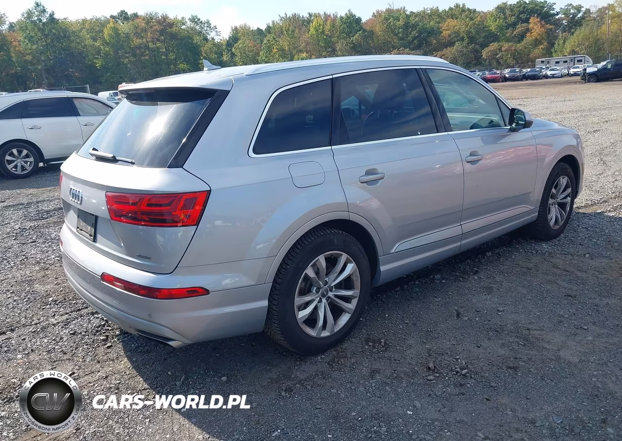 2018 Audi Q7 2.0T Premium VIN:WA1LHAF72JD009285 - 4