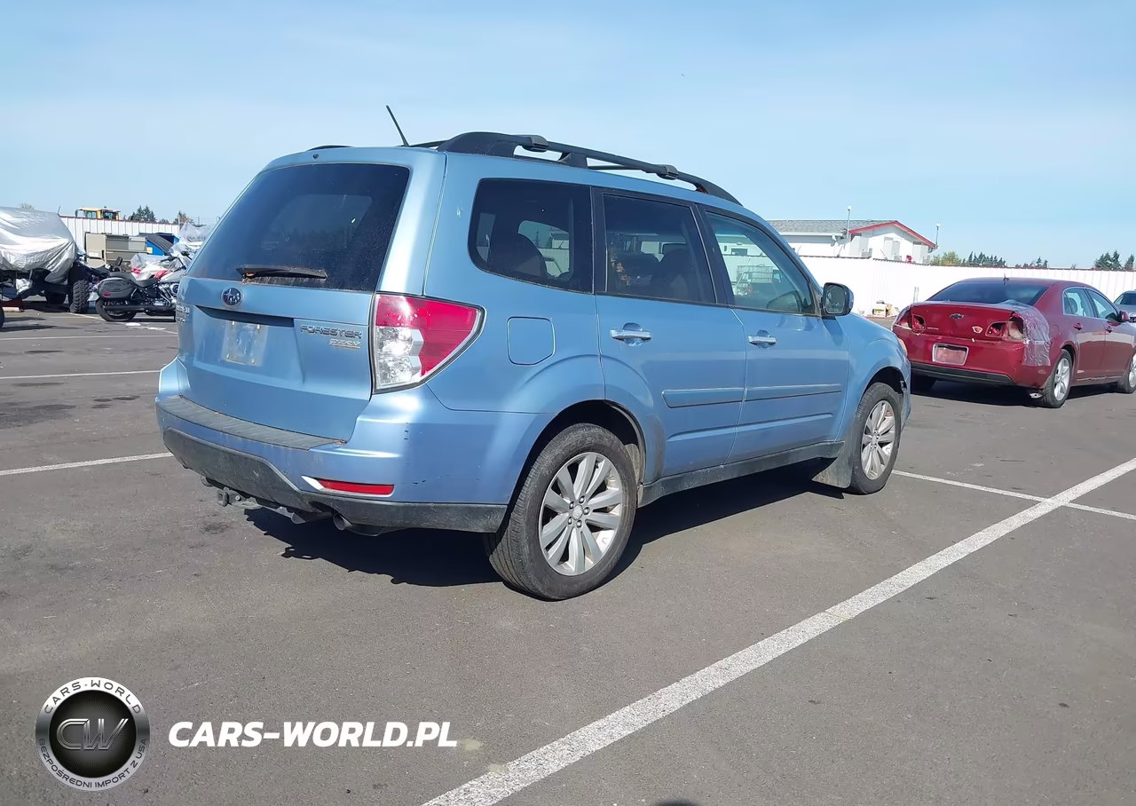 2011 Subaru Forester 2.5X Premium VIN:JF2SHADC6BH773055 - 4