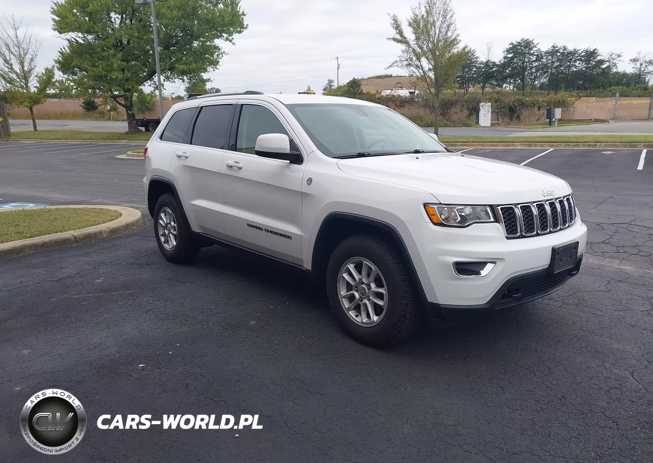 2019 Jeep Grand Cherokee Laredo E 4X4 VIN:1C4RJFAG6KC766108 - 1