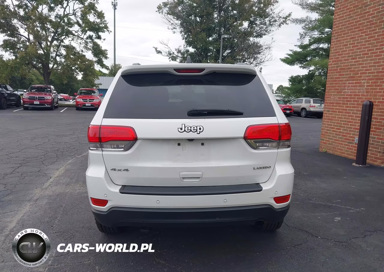2019 Jeep Grand Cherokee Laredo E 4X4 VIN:1C4RJFAG6KC766108 - 15