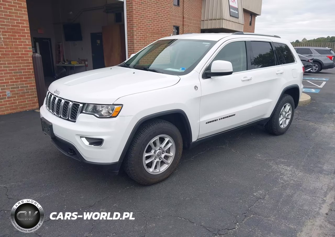 2019 Jeep Grand Cherokee Laredo E 4X4 VIN:1C4RJFAG6KC766108 - 2