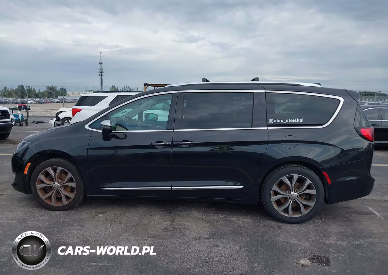 2017 Chrysler Pacifica Limited VIN:2C4RC1GG7HR616447 - 14