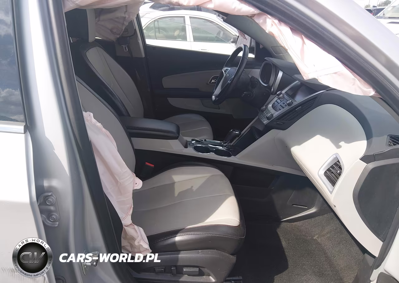 2017 Chevrolet Equinox Premier VIN:2GNALDEK9H6178836 - 5
