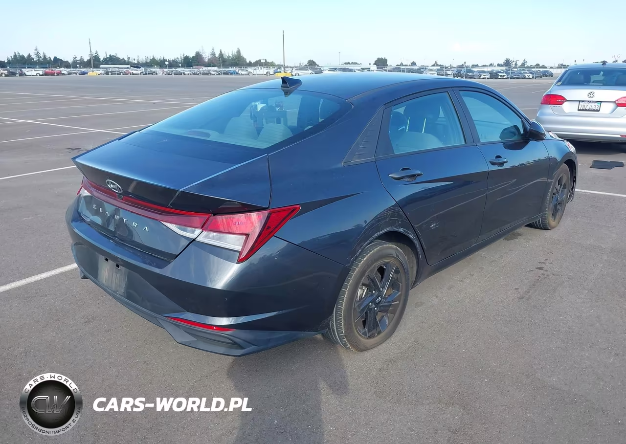 2021 Hyundai Elantra Sel VIN:5NPLM4AG0MH017622 - 4
