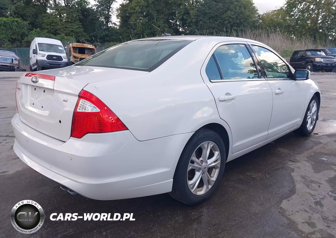 2012 Ford Fusion Se VIN:3FAHP0HA8CR206799 - 4