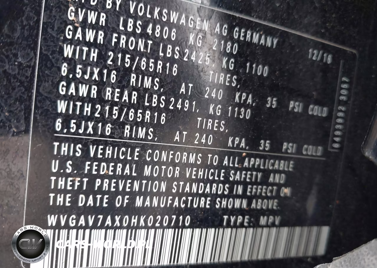 2017 Volkswagen Tiguan 2.0T-2.0T S VIN:WVGAV7AX0HK020710 - 9