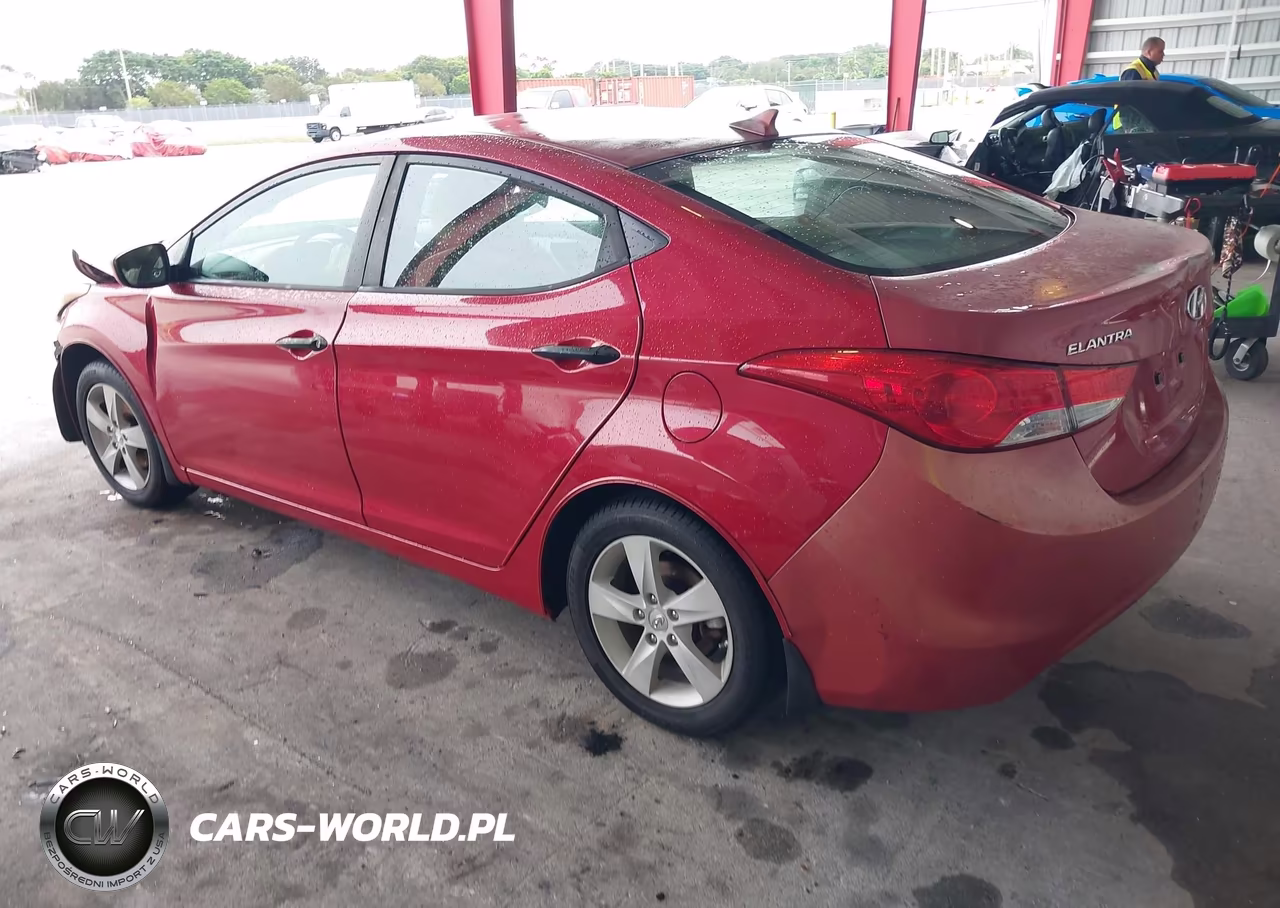 2013 Hyundai Elantra Gls VIN:KMHDH4AE4DU966664 - 3