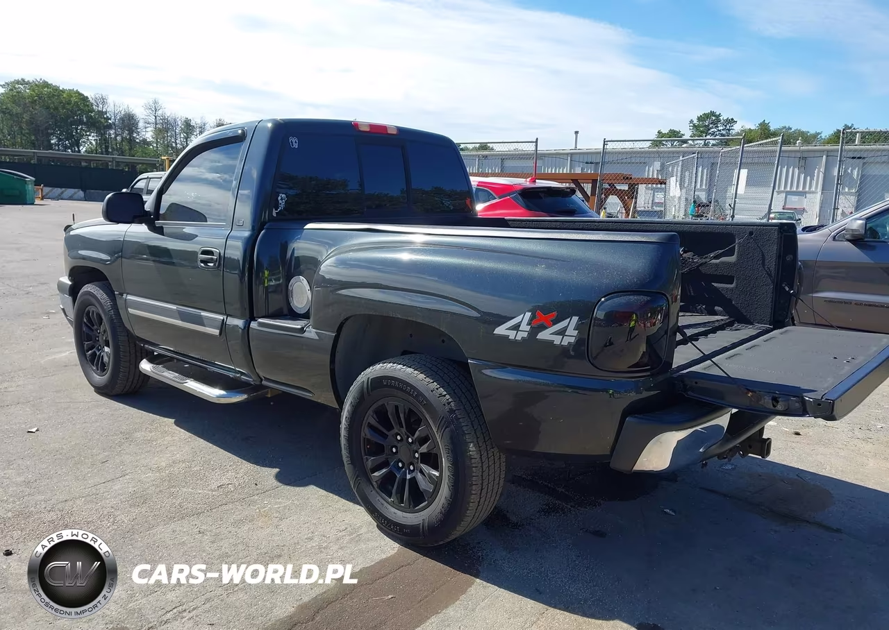 2004 Chevrolet Silverado 1500 Ls VIN:1GCEK14T44Z296894 - 3