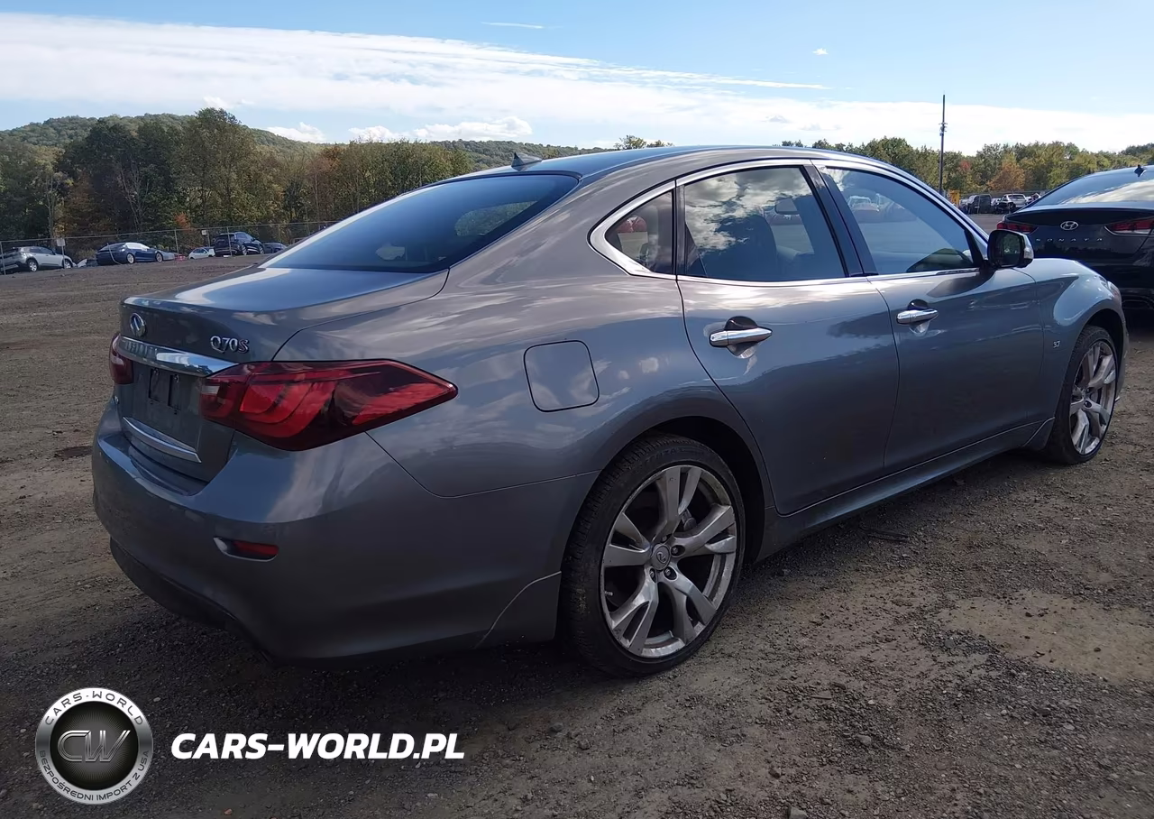 2017 Infiniti Q70 3.7X VIN:JN1BY1AR9HM770404 - 4