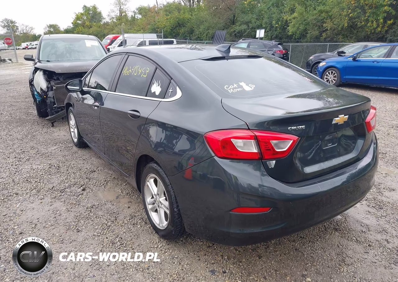 2018 Chevrolet Cruze Lt Auto VIN:1G1BE5SM7J7180618 - 3