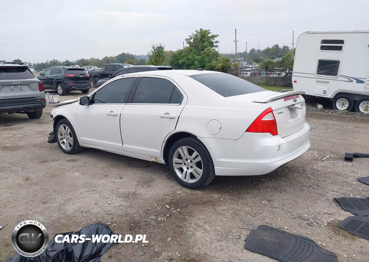 2011 Ford Fusion Se VIN:3FAHP0HA5BR254761 - 3