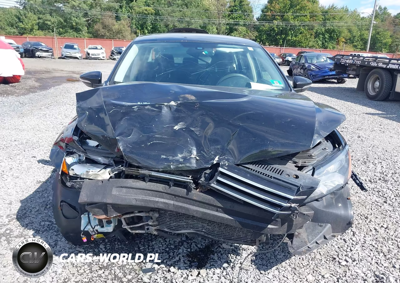2012 Volkswagen Passat 2.5L S VIN:1VWAP7A35CC048482 - 12