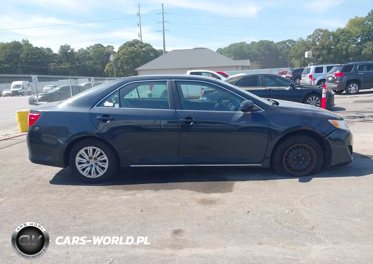 2013 Toyota Camry Le VIN:4T1BF1FK7DU691494 - 13
