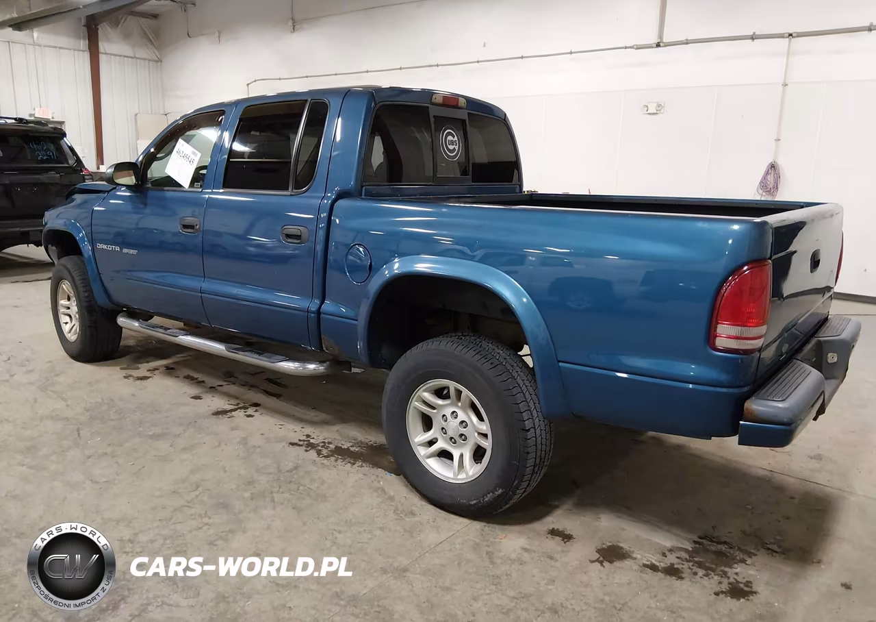 2002 Dodge Dakota Sport VIN:1B7HG38Z32S663315 - 3