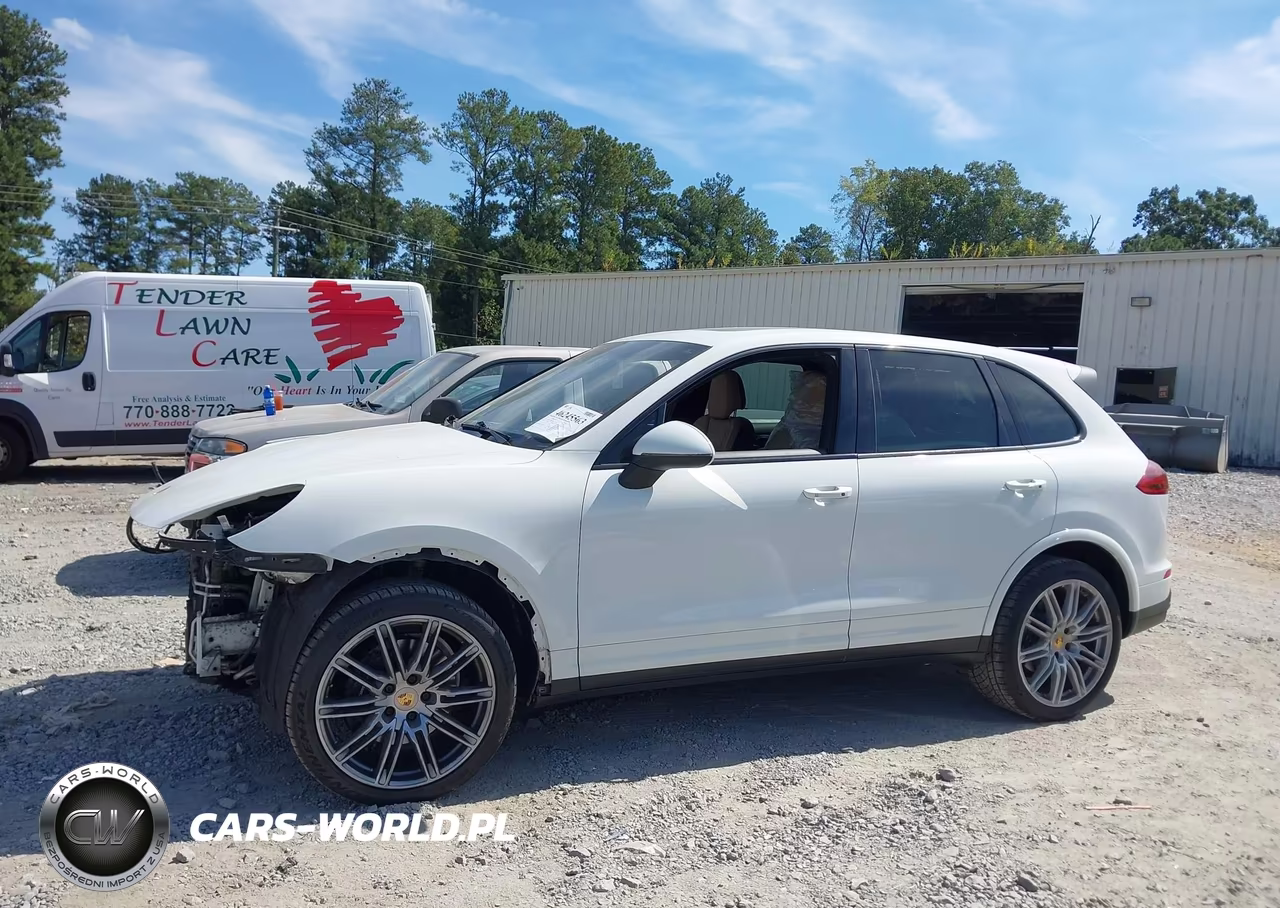2017 Porsche Cayenne Platinum Edition VIN:WP1AA2A27HKA91831 - 14