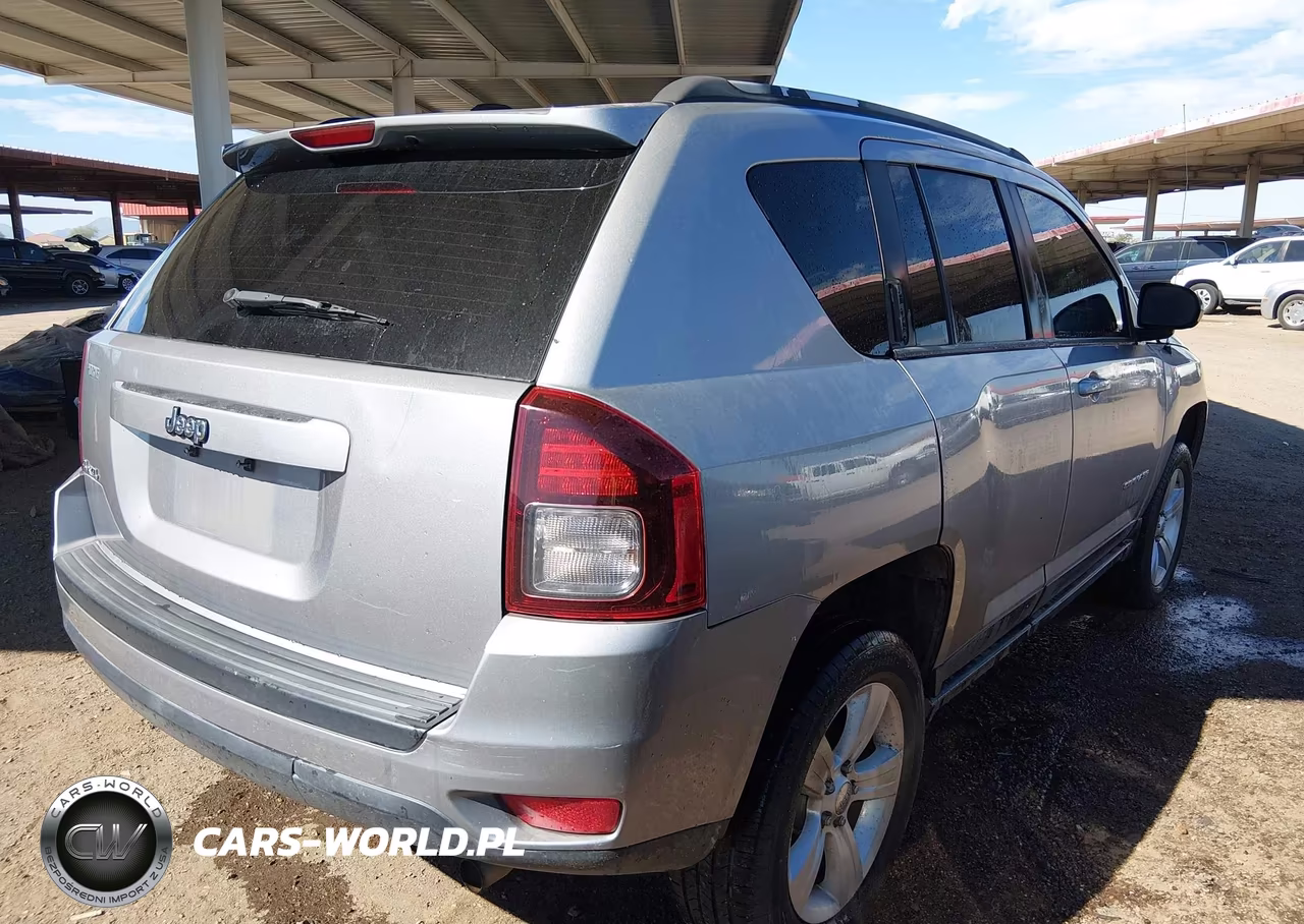 2016 Jeep Compass Sport VIN:1C4NJDBB6GD571651 - 4