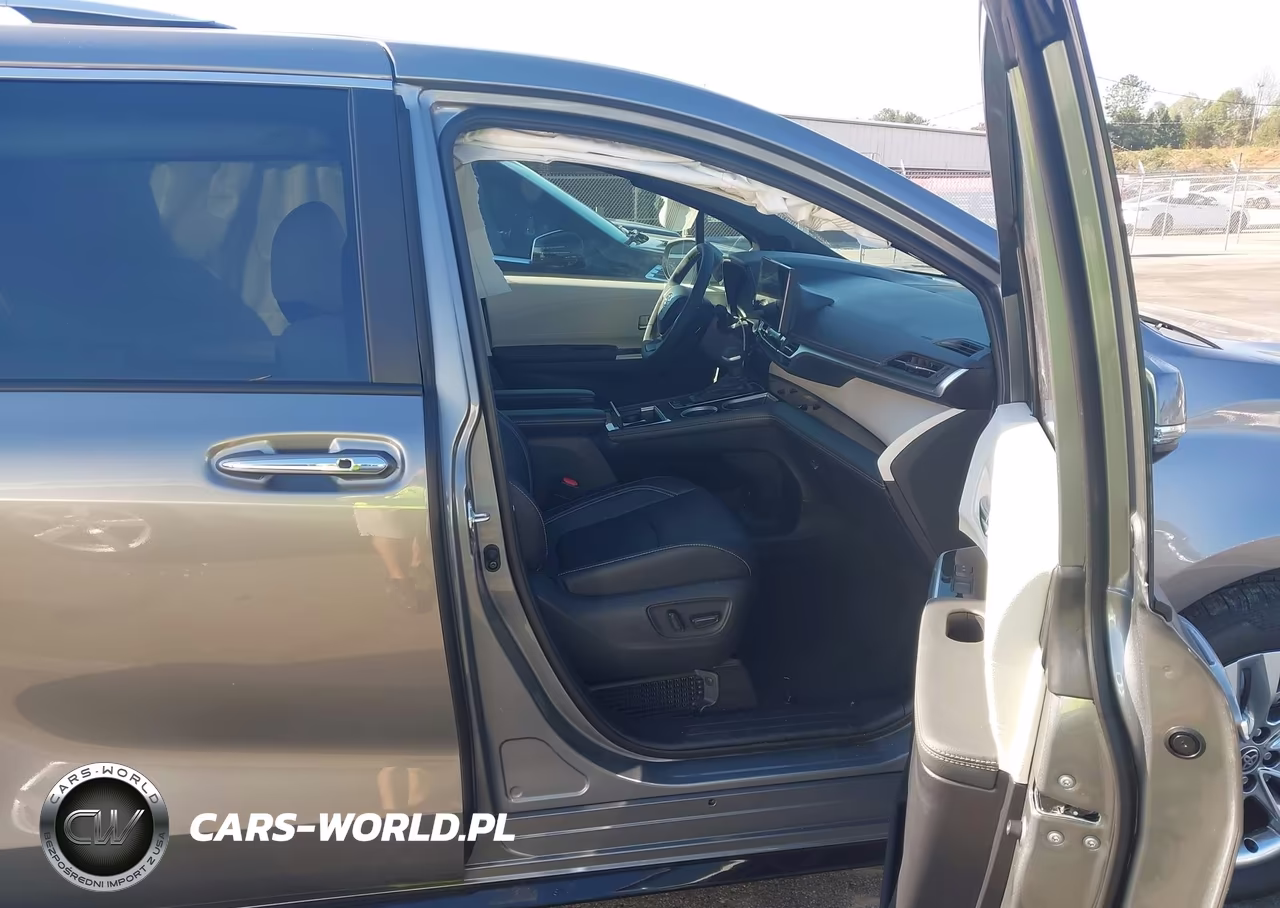 2026 Toyota Sienna Limited-Platinum VIN:5TDZSKFC2TS278060 - 5