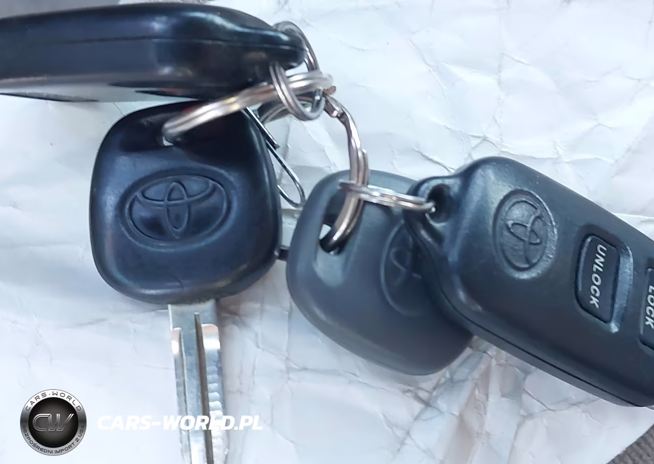 2006 Toyota Corolla Le VIN:1NXBR32E16Z726519 - 11
