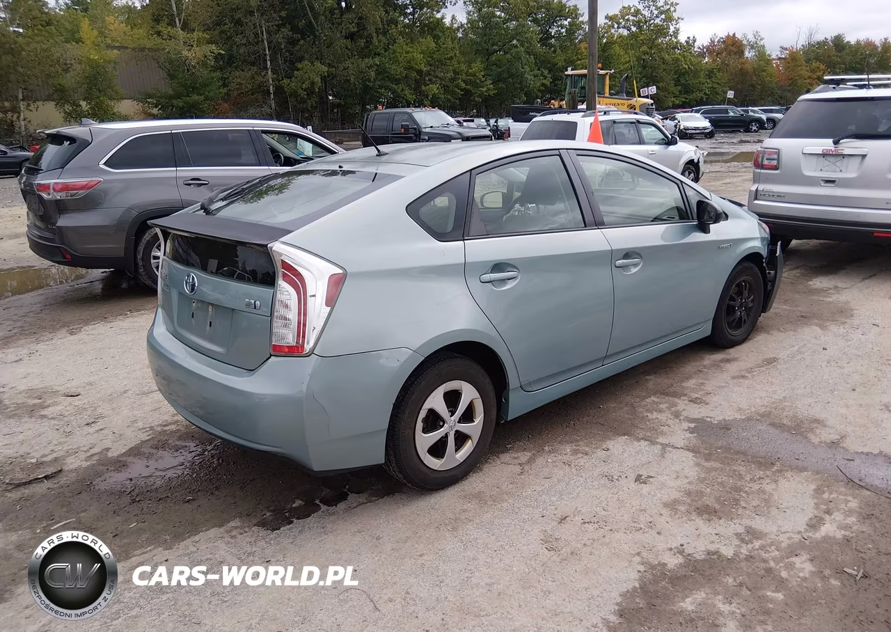 2012 Toyota Prius Two VIN:JTDKN3DU1C1535314 - 4
