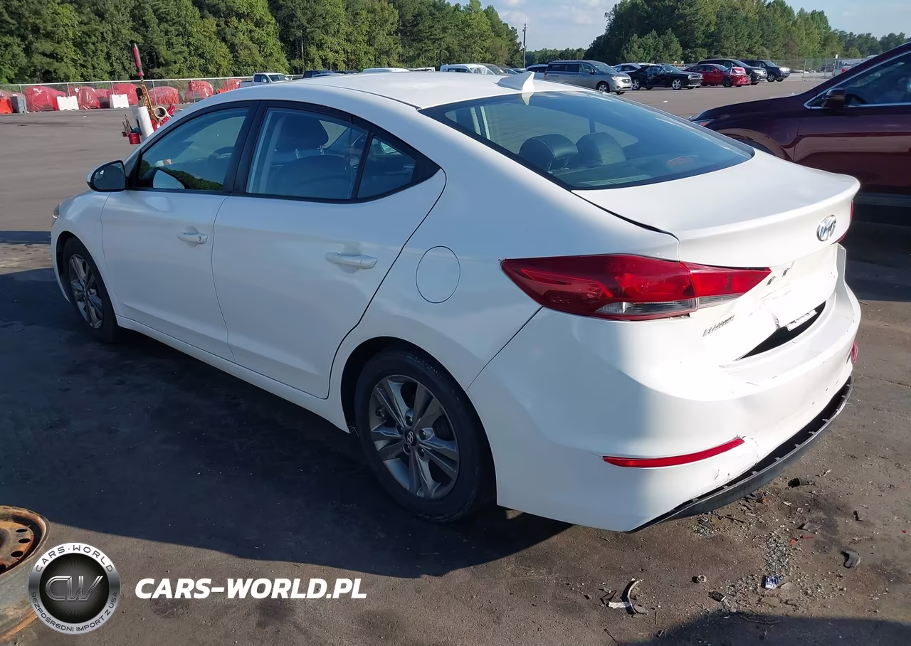 2017 Hyundai Elantra Se VIN:5NPD84LF5HH160486 - 3