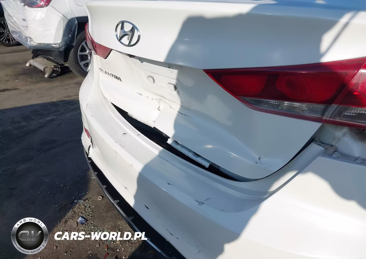 2017 Hyundai Elantra Se VIN:5NPD84LF5HH160486 - 6
