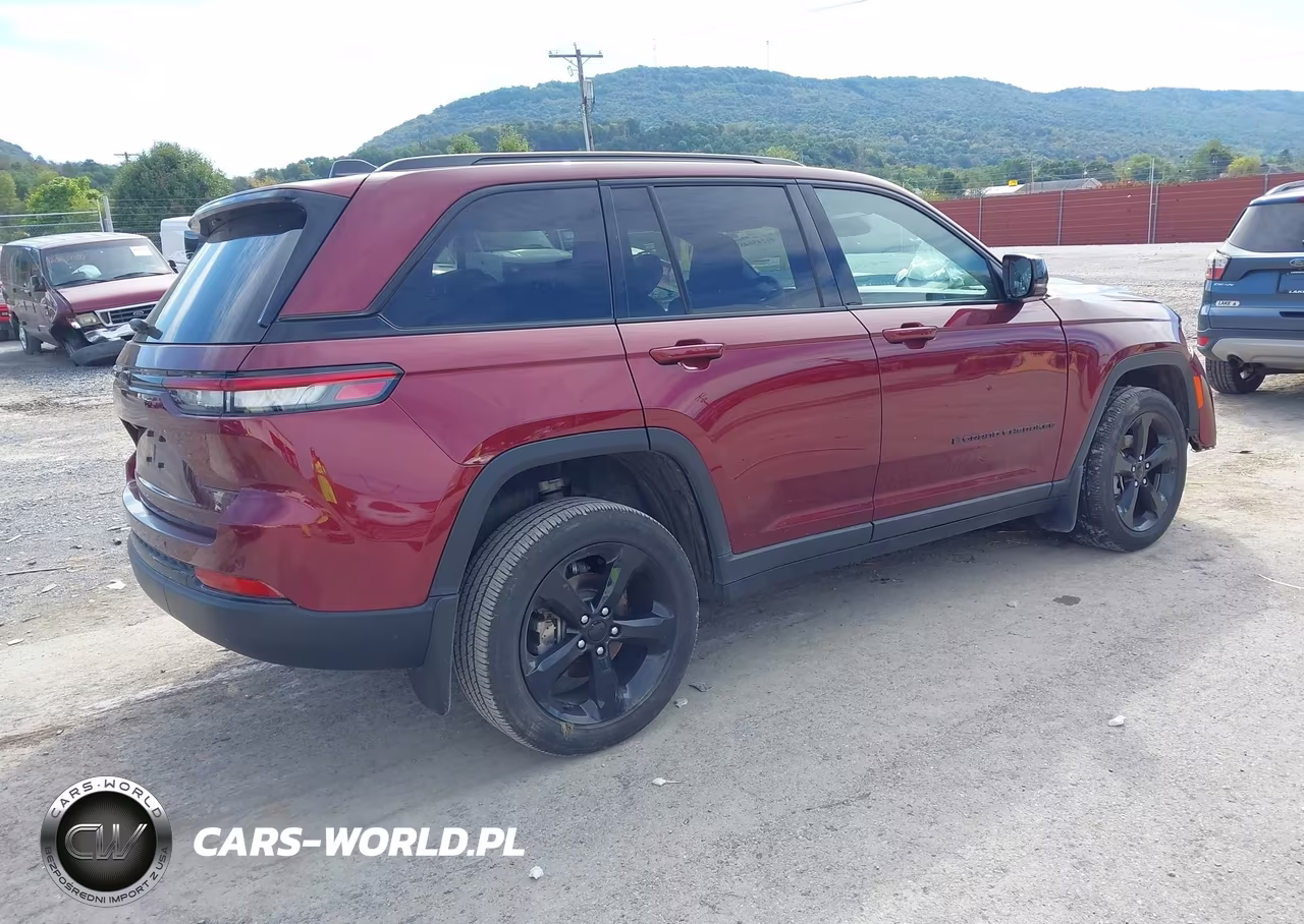 2025 Jeep Grand Cherokee Altitude 4X4 VIN:1C4RJHAG5SC354550 - 4