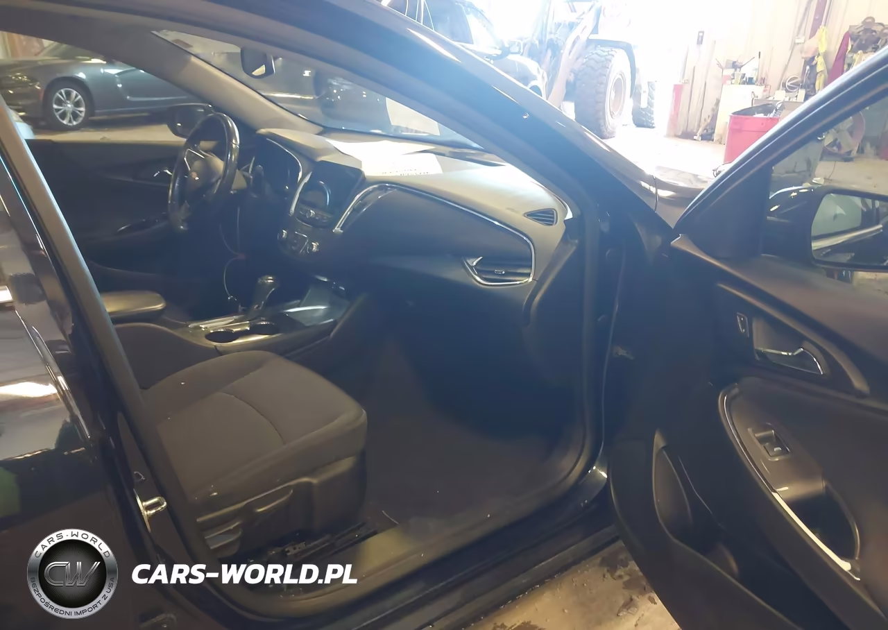 2017 Chevrolet Malibu 1Lt VIN:1G1ZE5ST3HF197650 - 5