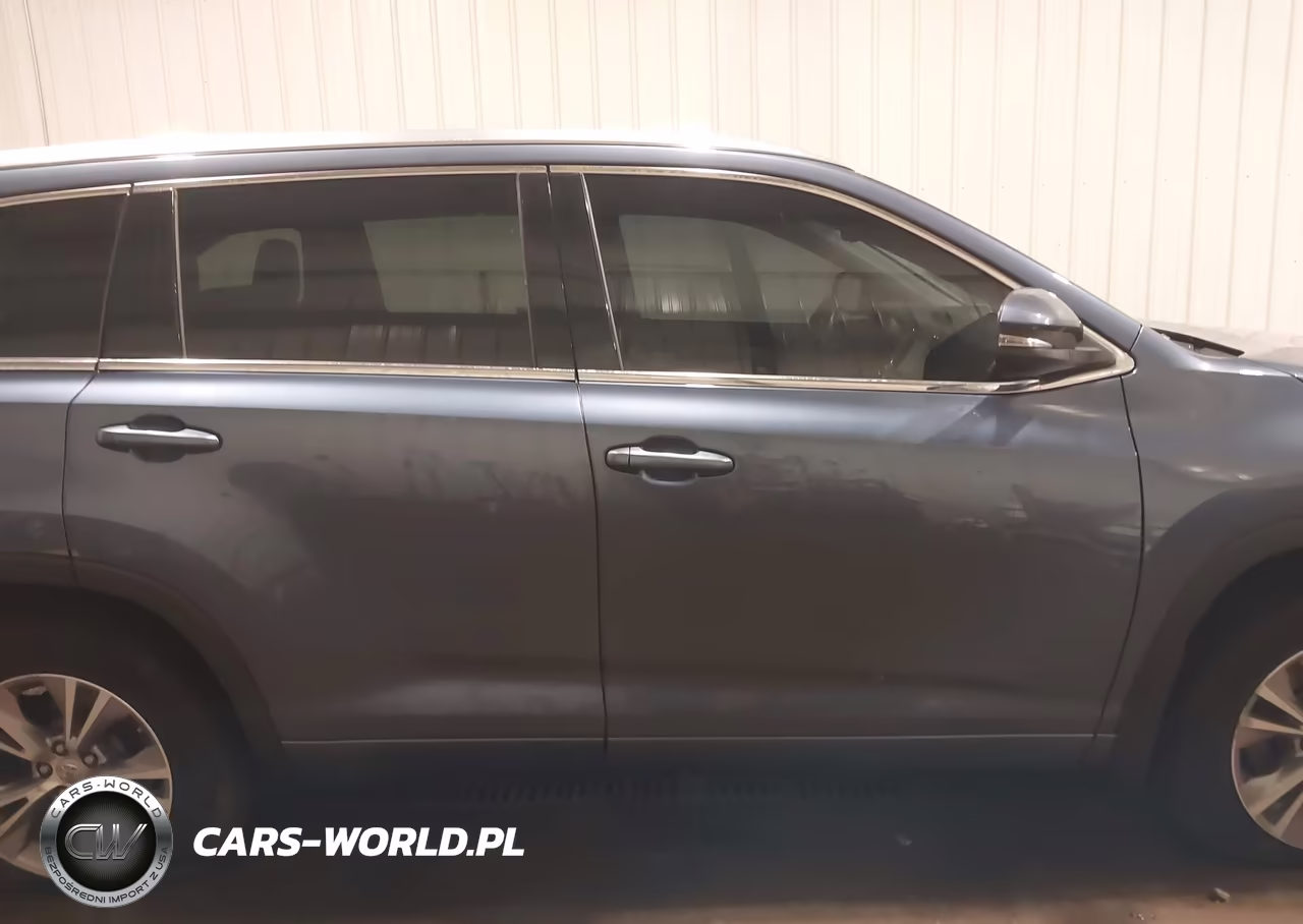 2015 Toyota Highlander Xle V6 VIN:5TDJKRFH9FS174638 - 13
