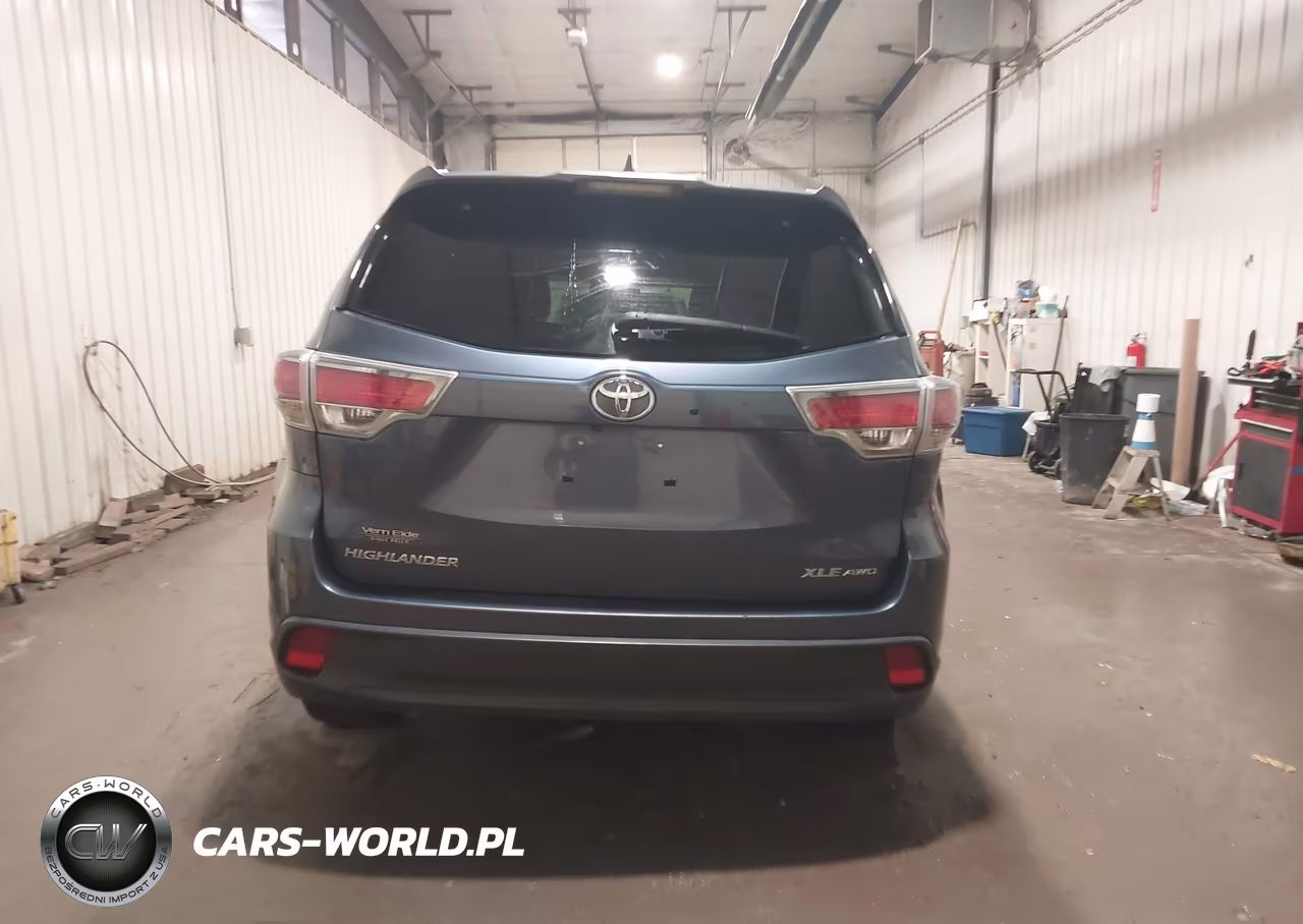 2015 Toyota Highlander Xle V6 VIN:5TDJKRFH9FS174638 - 16