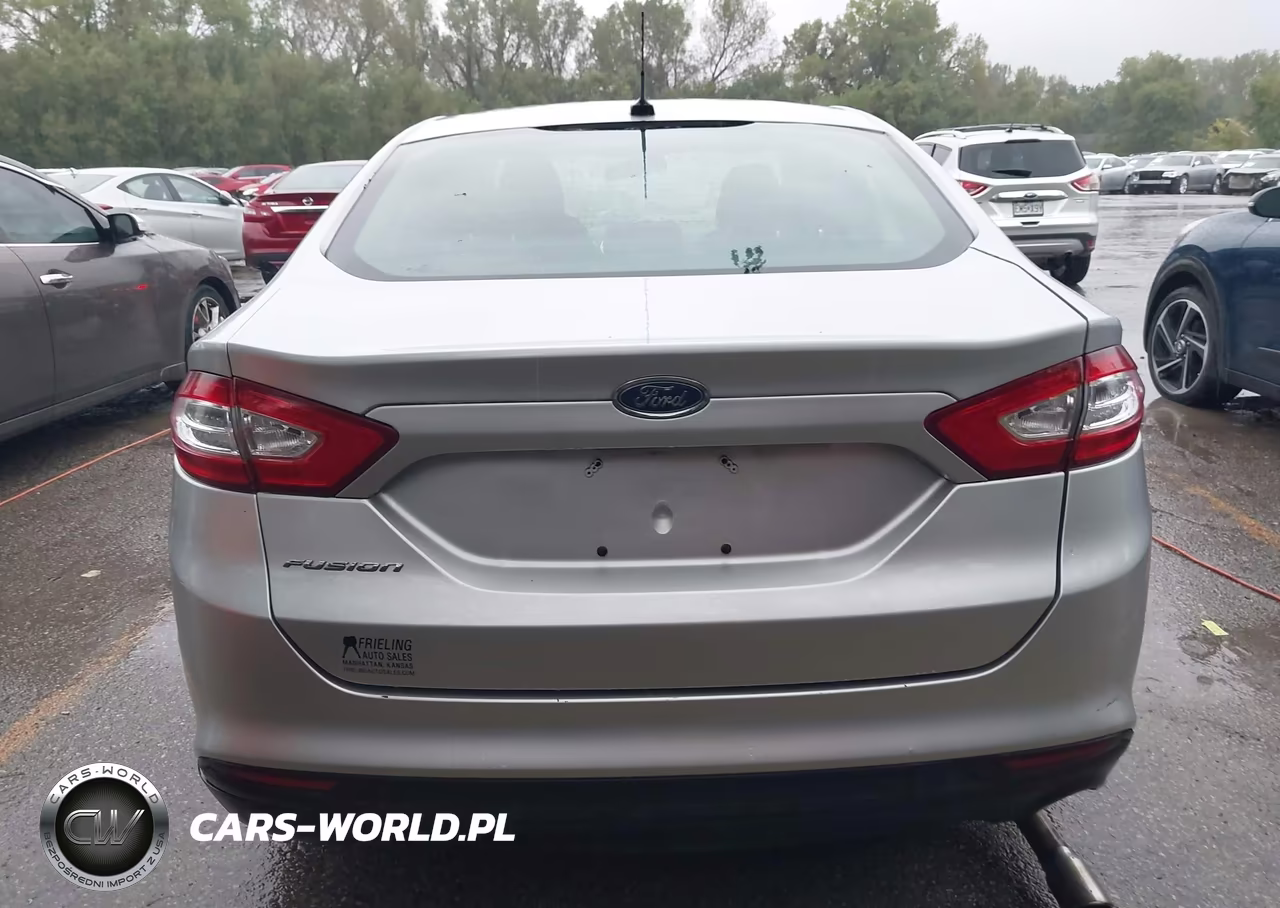 2013 Ford Fusion S VIN:3FA6P0G70DR205175 - 17