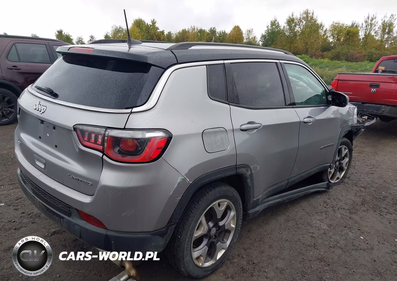 2018 Jeep Compass Limited 4X4 VIN:3C4NJDCB2JT397612 - 4