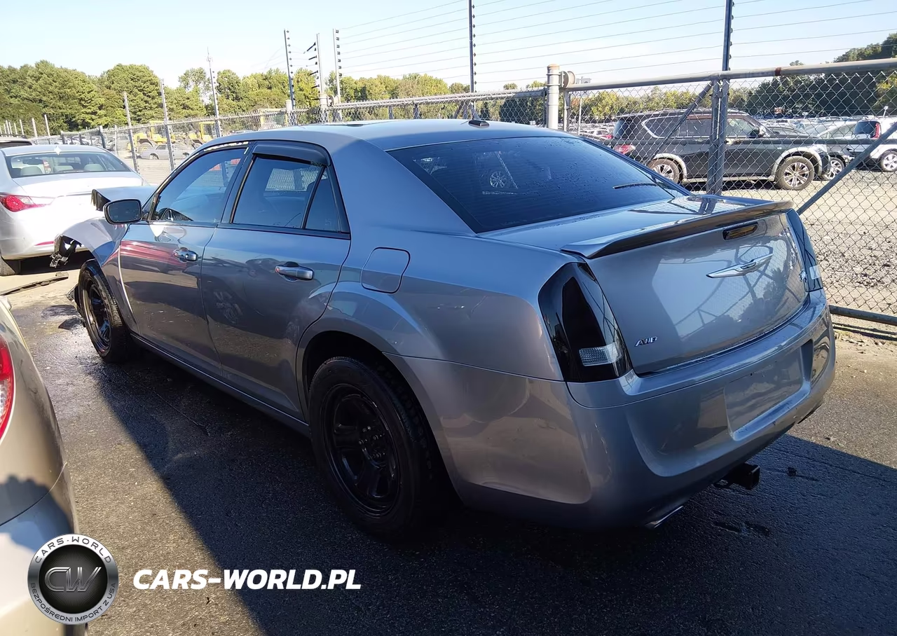 2014 Chrysler 300 300S VIN:2C3CCAGG5EH297870 - 3