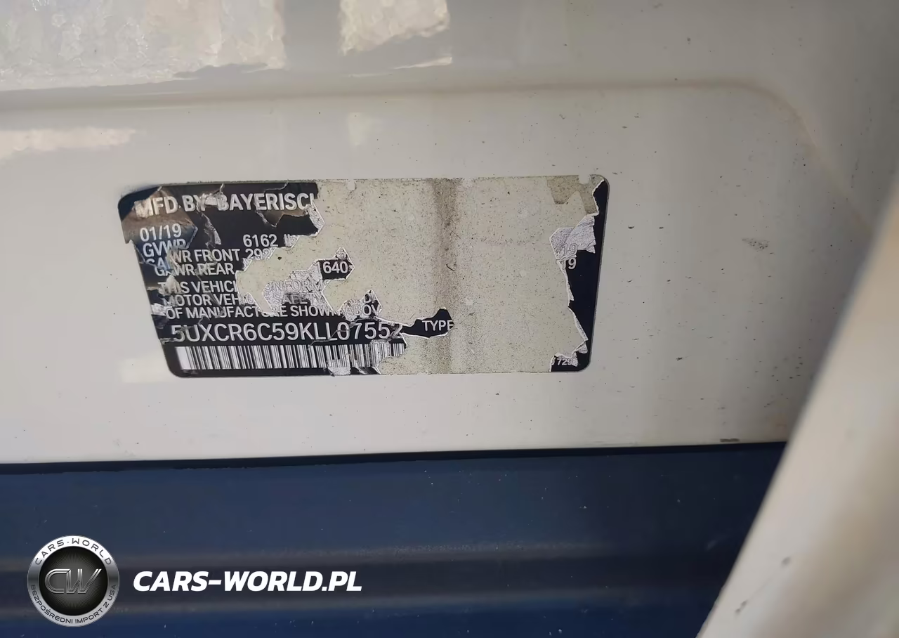 2019 BMW X5 xDrive40I VIN:5UXCR6C59KLL07552 - 9