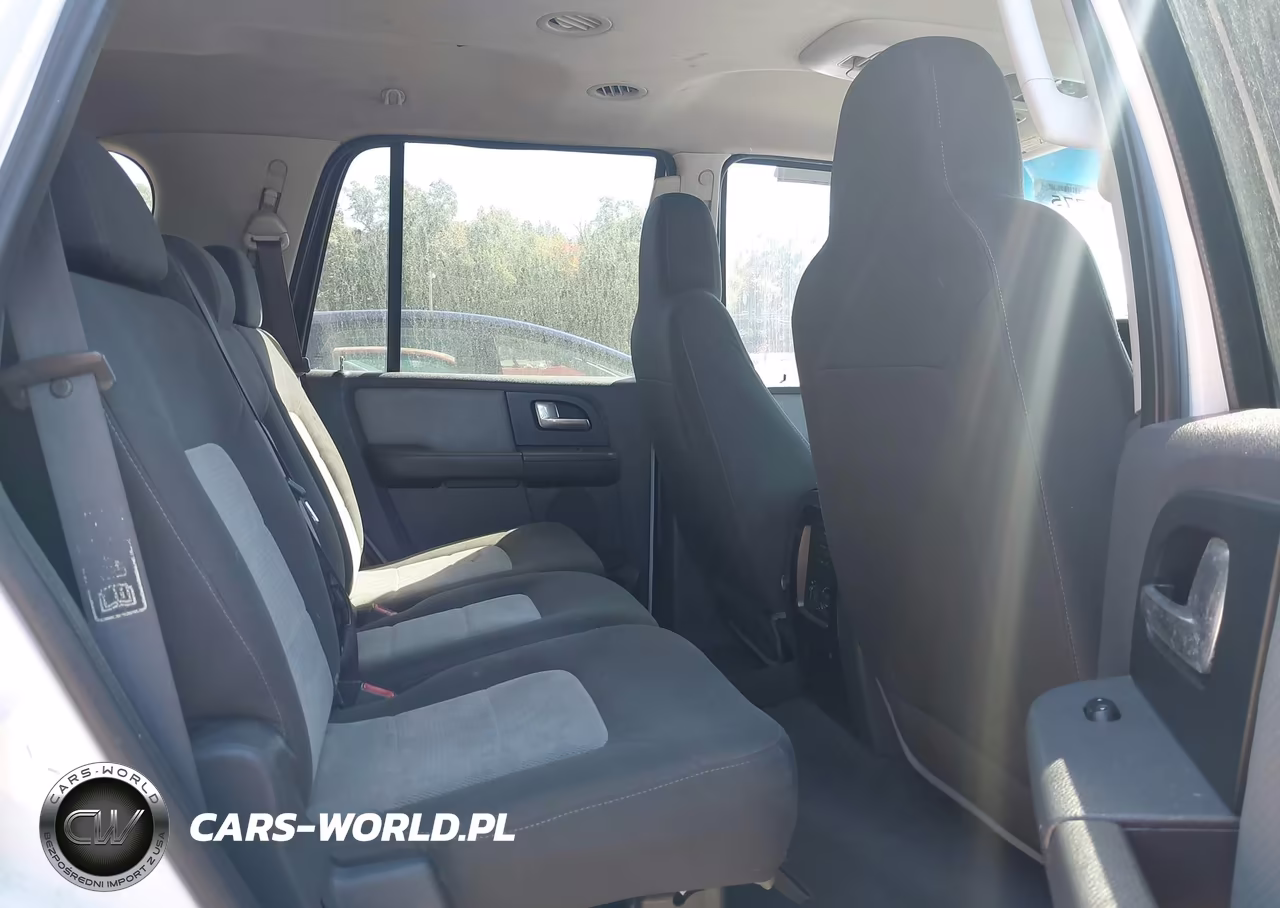 2003 Ford Expedition Xlt VIN:1FMPU16L93LA34771 - 8