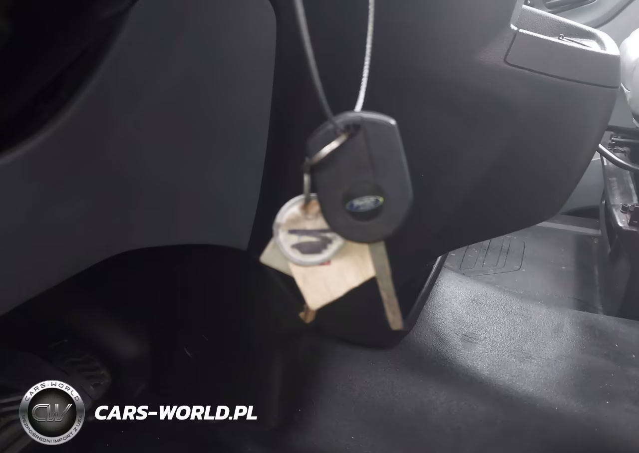 2018 Ford Transit-150 VIN:1FTYE1ZMXJKB12861 - 11