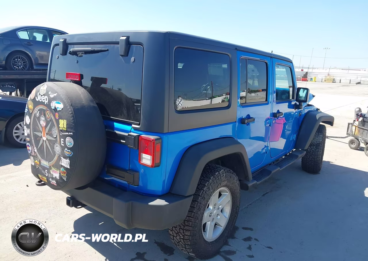 2016 Jeep Wrangler Unlimited Sport VIN:1C4BJWDG3GL270798 - 4